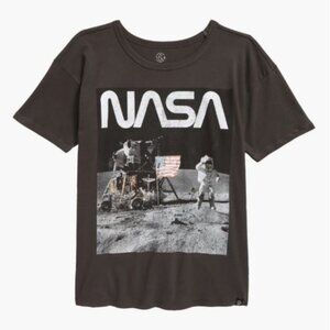 Treasure & Bond (Nordstrom brand) "Black Raven NASA" Easy Fit Graphic T-Shirt